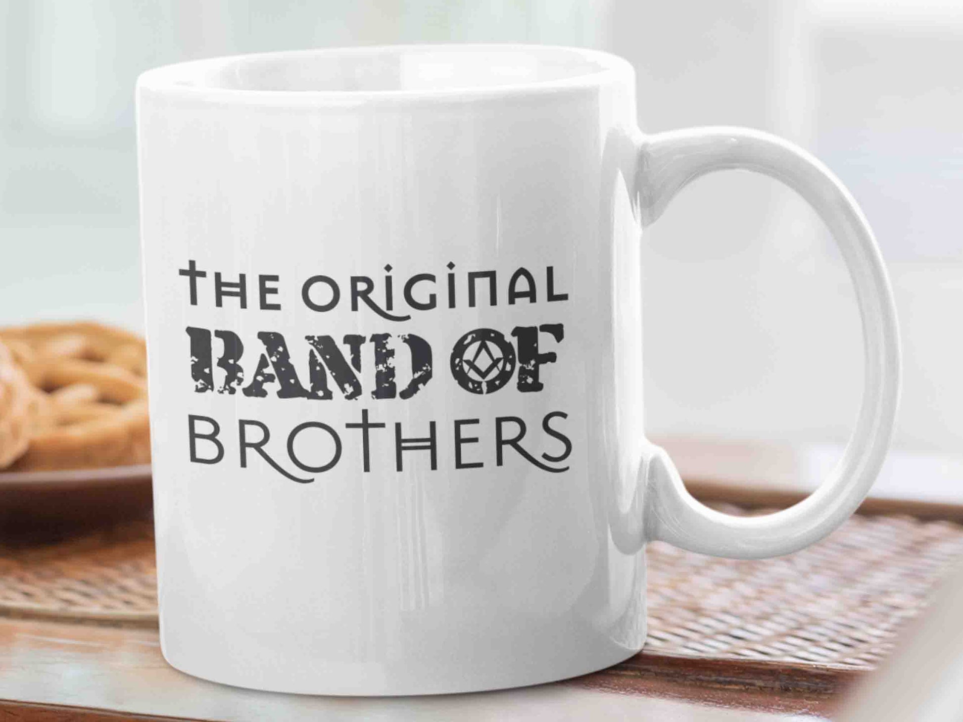 Freemason gift - Original Band of Brothers Masonic mug with square and compass symbol and traditional Masonic font style.